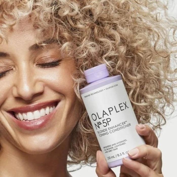 Тонувальний кондиціонер для волосся «Магія Блонда» Olaplex №5P Blonde Enhancer Toning Conditioner, 250 мл
