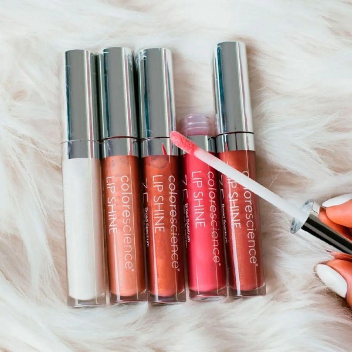 Блиск для губ з пептидами ColoreScience Peptide Lip Shine SPF 30, 3 мл Savanna (Теплий нюд)