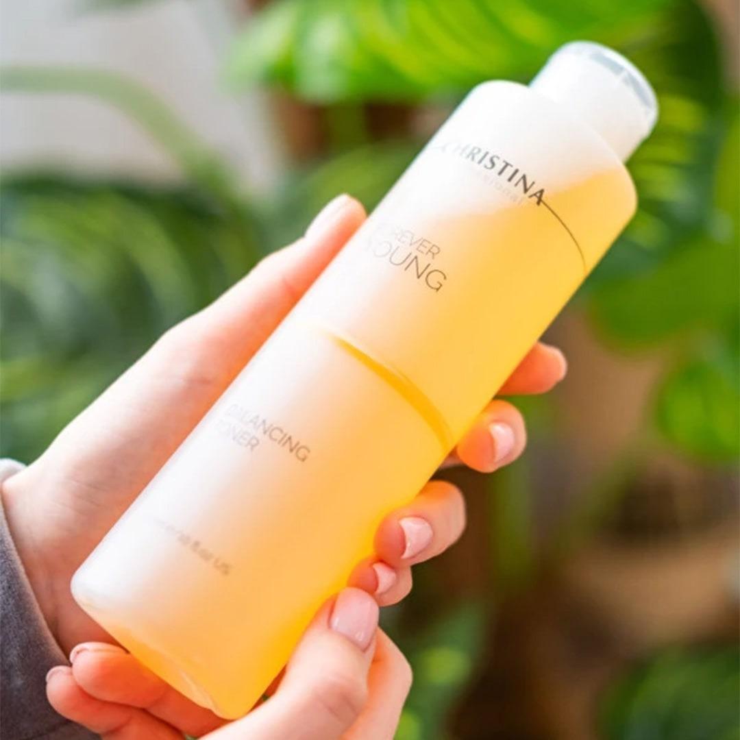 Балансувальний тонік Christina Forever Young Balancing Toner, 300 мл